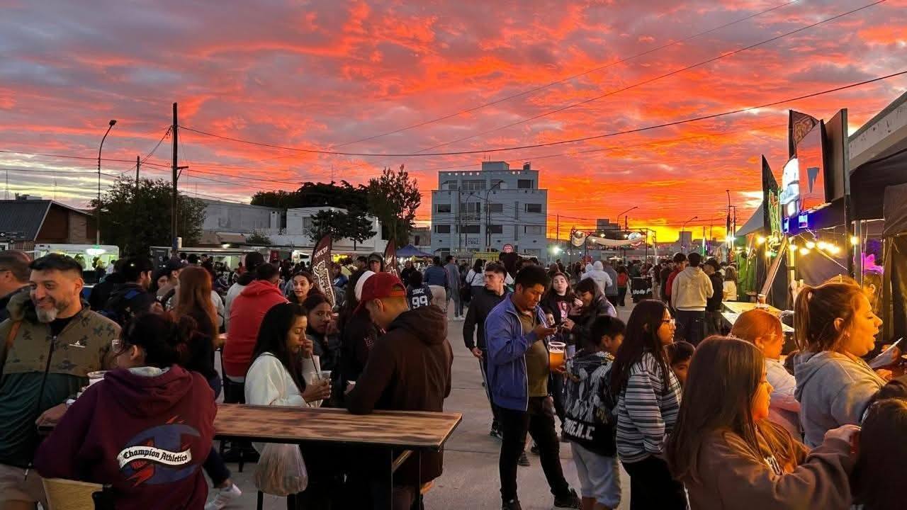 LA FIESTA NAUTICA CAUTIVA