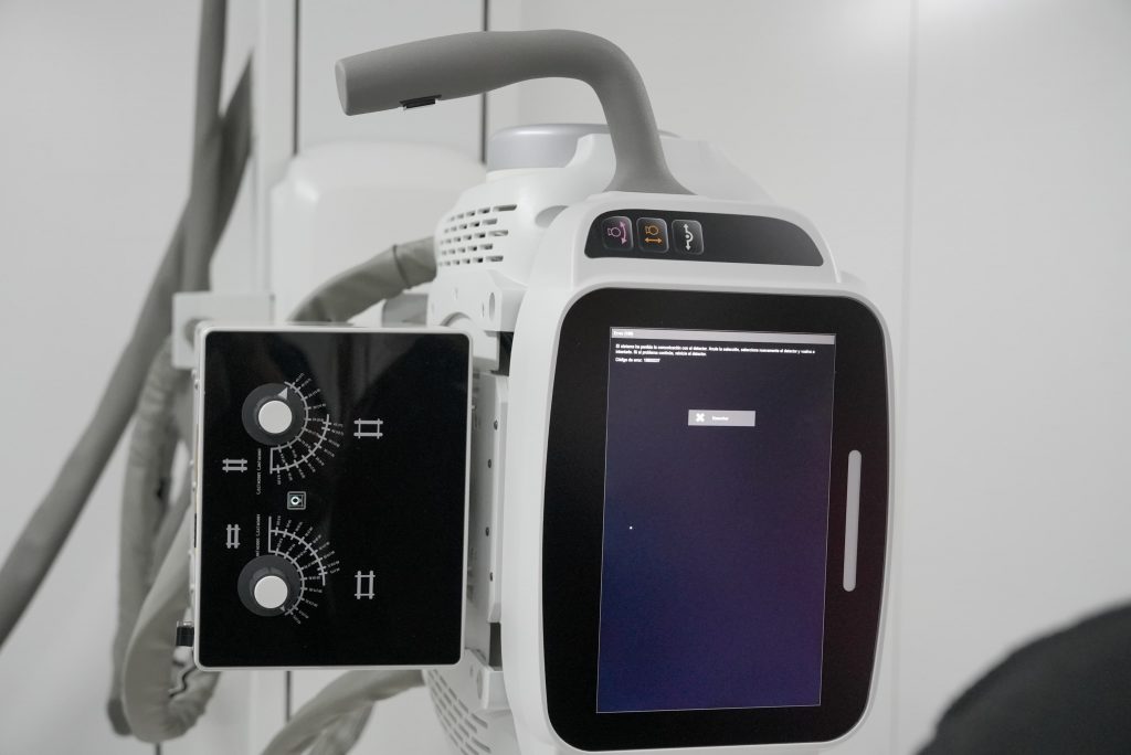 El Hospital Modular ya cuenta con equipo de rayos X