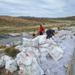 Articulan acciones de saneamiento ambiental tras accidente vial en Ruta 3