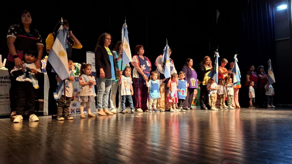 Jardines Maternales celebraron su acto de egreso con mucha emoción y alegría