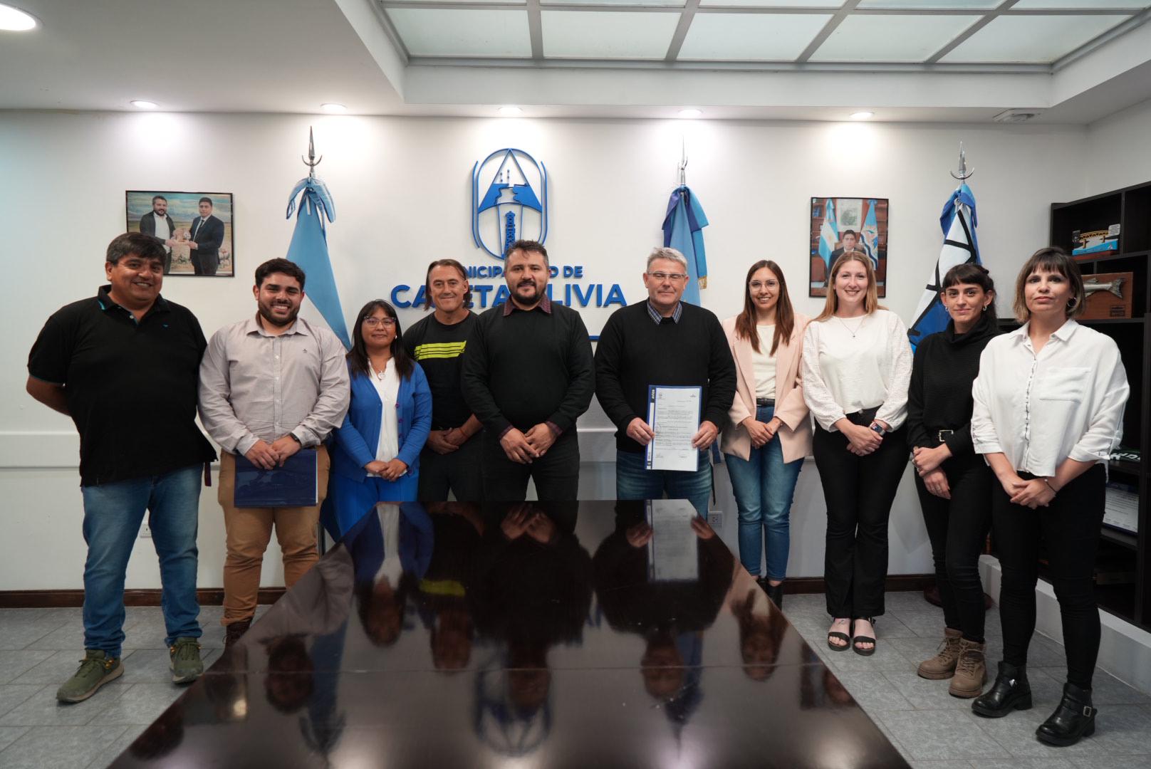 EL INTENDENTE PABLO CARRIZO OFICIALIZÓ CAMBIOS EN SU GABINETE