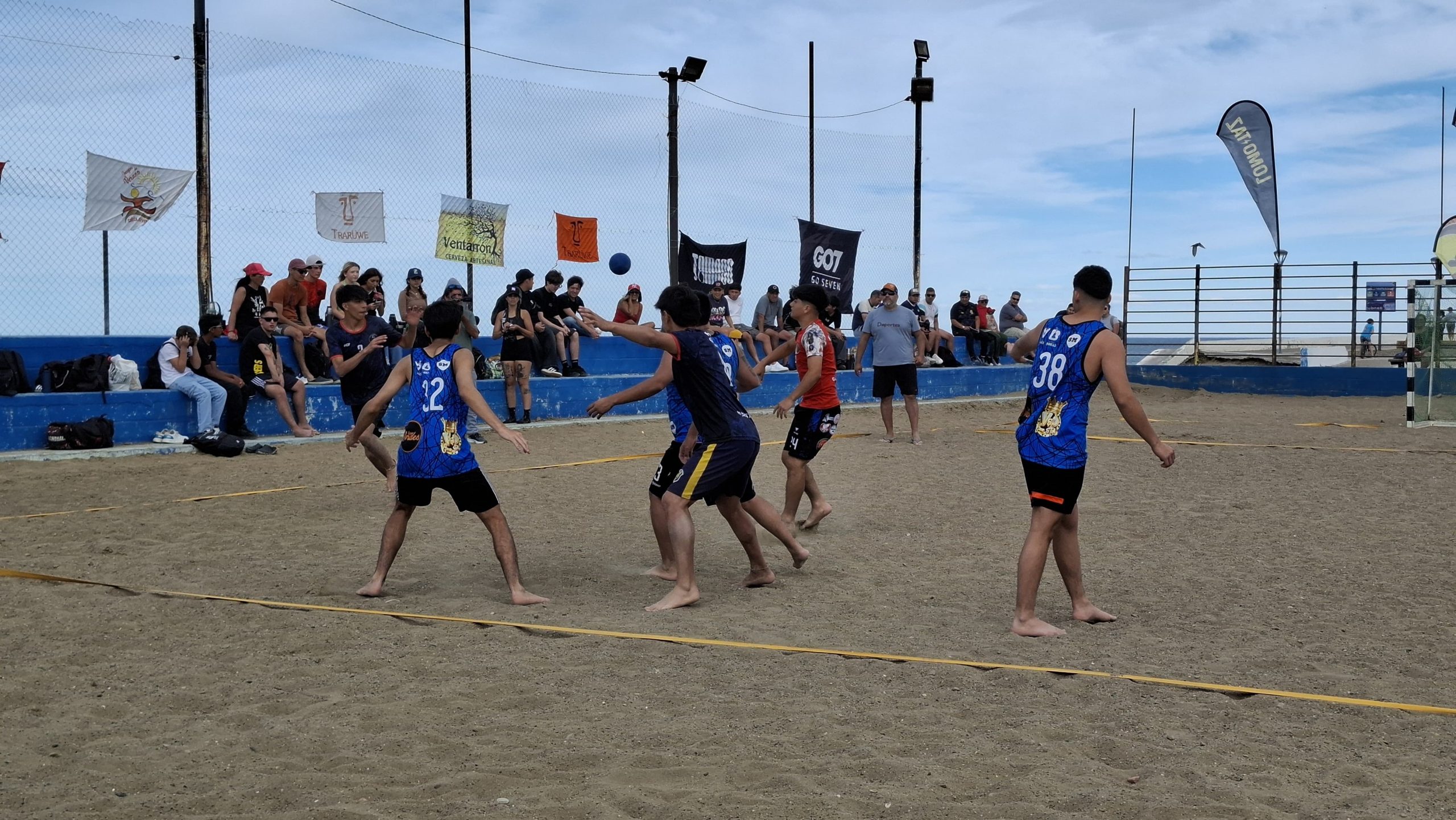 Juegos de Verano 2025: más de 12 equipos disputan el beach handball