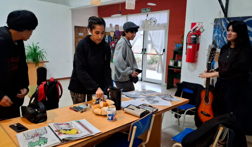 Invitan a jóvenes a expresarse a través del arte