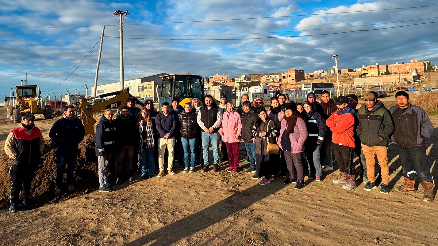 Municipio y SPSE iniciaron la obra de red cloacal para el barrio Patagonia