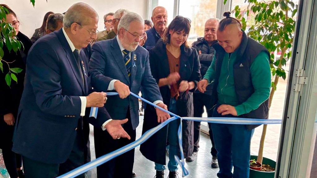 El Instituto Browniano realizó la apertura de su 1° Muestra Naval