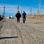 Pablo Carrizo recorrió el inicio de obrade pavimentación en el barrio Nuevos Pobladores