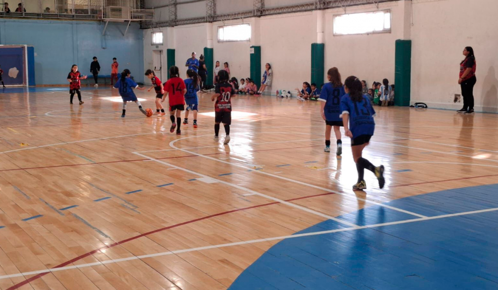 Caleta Olivia tendrá Liga Municipal de Fútbol Femenino Infantil