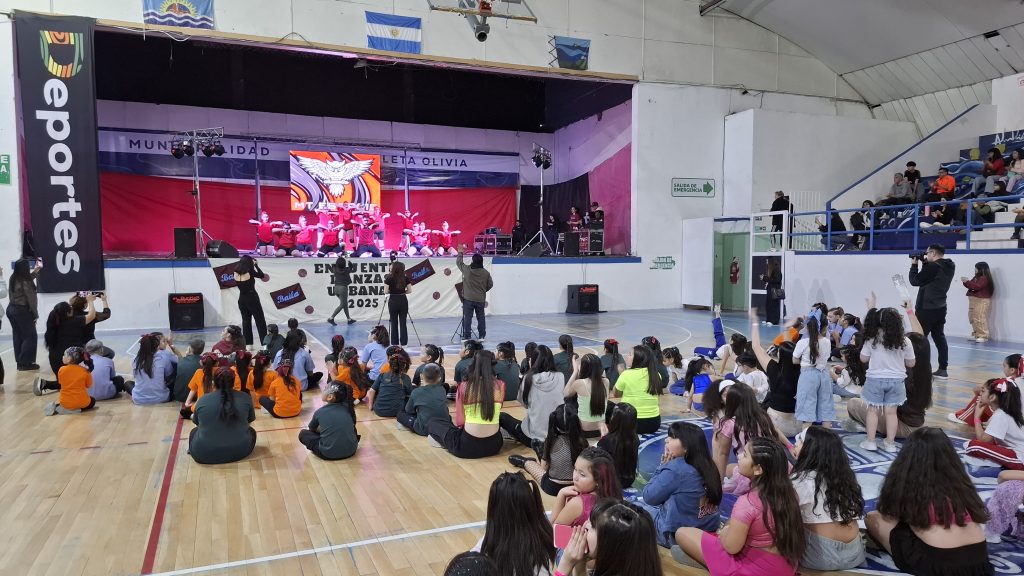 Ritmo y solidaridad en la octava edición del Encuentro de Danzas Urbanas