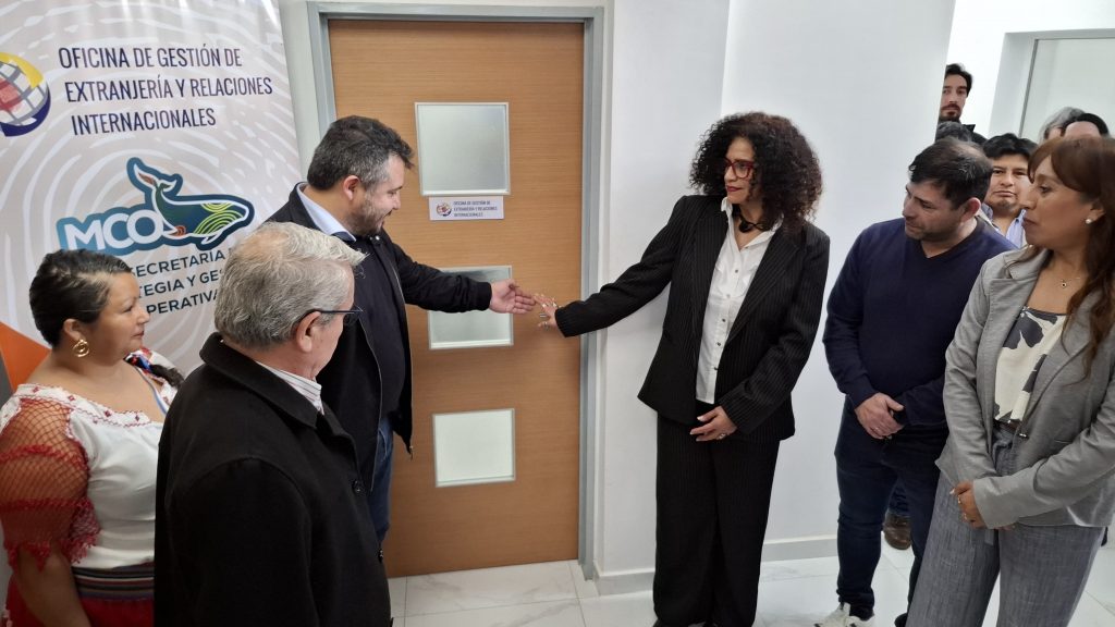 Se inauguró en Caleta Olivia la Oficina de Gestión de Extranjería y Relaciones Internacionales