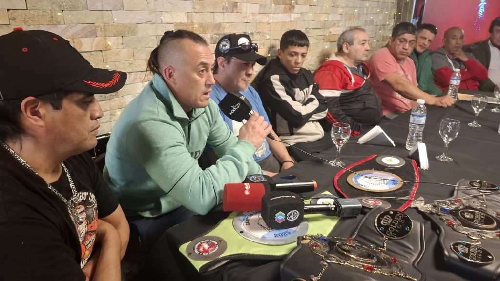 Preparativos para una nueva velada de boxeo homenajeando a figuras locales
