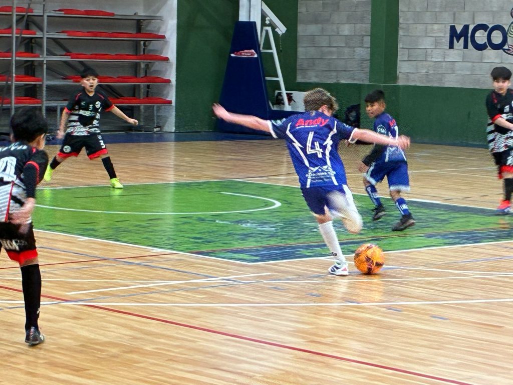 Finalizó el Torneo Pibes en el gimnasio Pancho Cerda