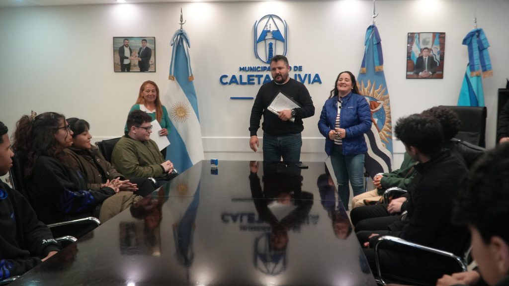 El Municipio renovó el convenio de pasantías con el Colegio N° 6
