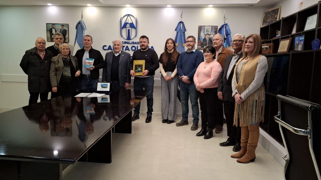 El Lic. Manuel Belgrano visita Caleta Olivia
