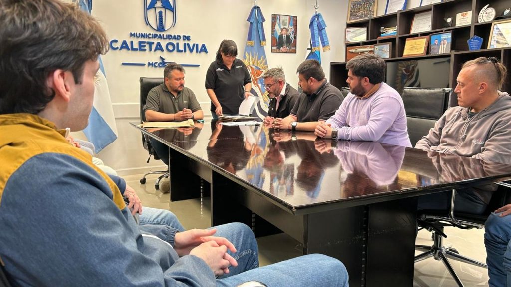 Se realizó la apertura de sobres de la licitación para la obra del natatorio