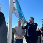 El municipio celebró el inicio de mes aniversario con el izamiento de la bandera local