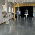 “Vientos de Arena”, una destacada muestra artística para visitar en Caleta Olivia