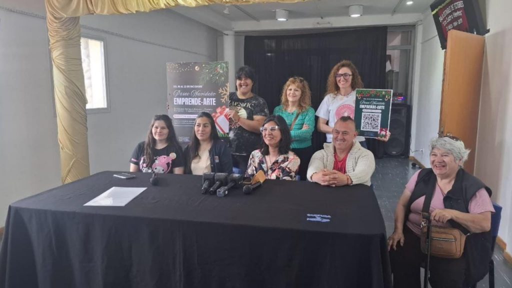 Se presentó la segunda edición de Emprende Arte en su versión “Paseo Navideño”