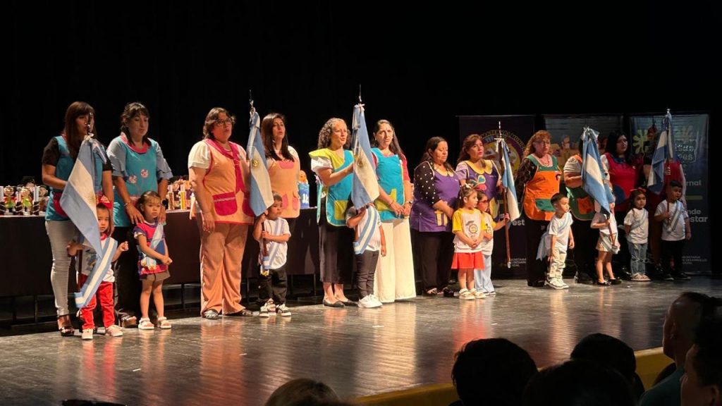 Jardines maternales municipales celebraron su egreso y cierre de un año lleno de aprendizajes