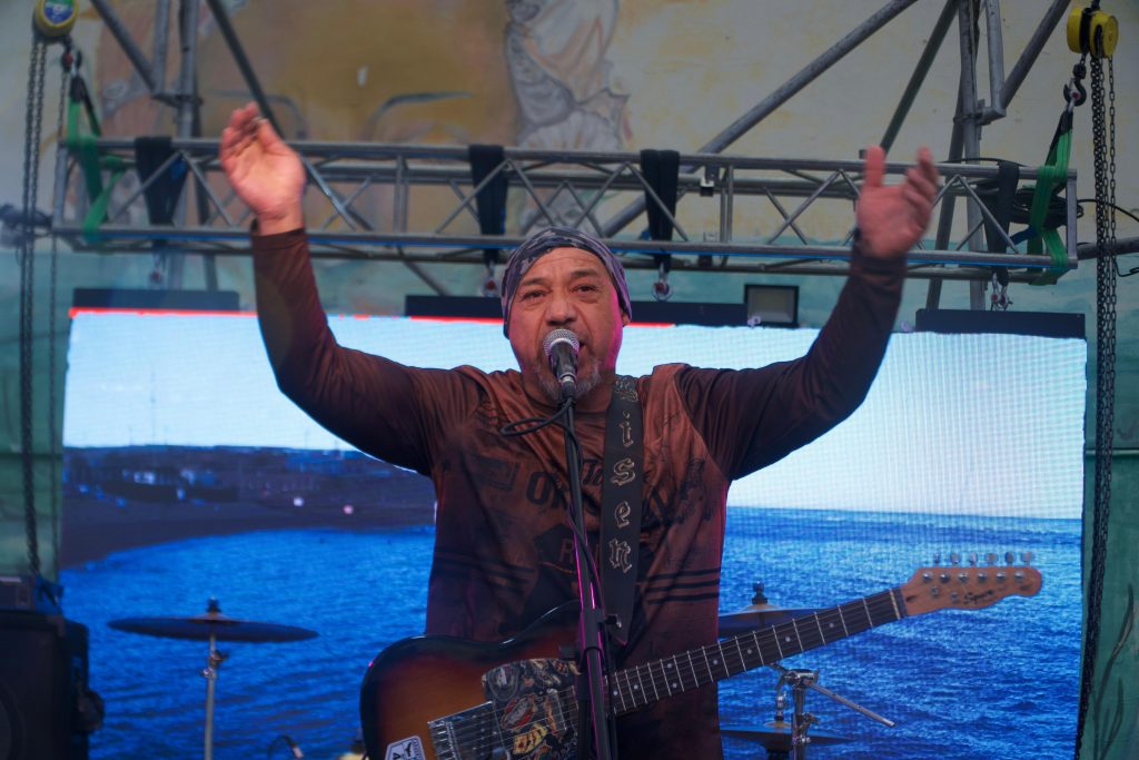 Artistas locales y nacionales ponen ritmo y color a la Fiesta de la Náutica y del Turismo