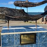 El Municipio acompañó el emplazamiento de la escultura “La Ballena” en el acceso al barrio Mar del Plata