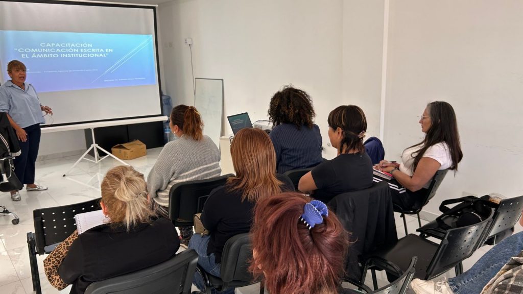 Se desarrolló la capacitación en Comunicación Escrita en el Ámbito Institucional