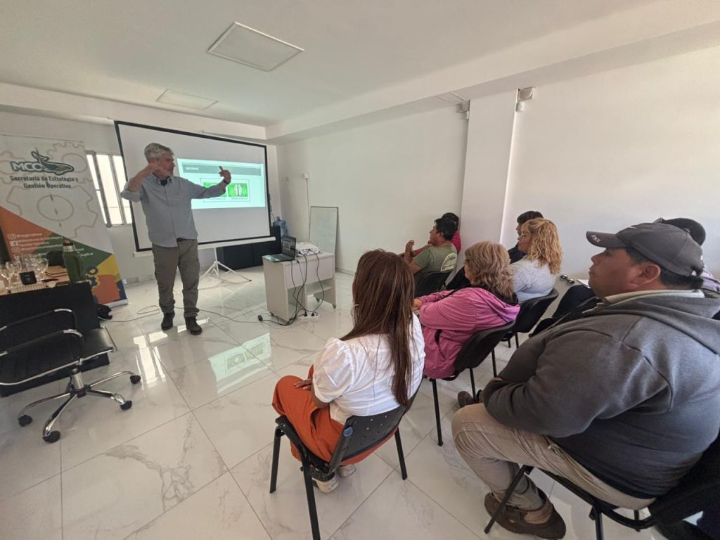 Se desarrolló capacitación sobre generalidades de cultivo en la zona