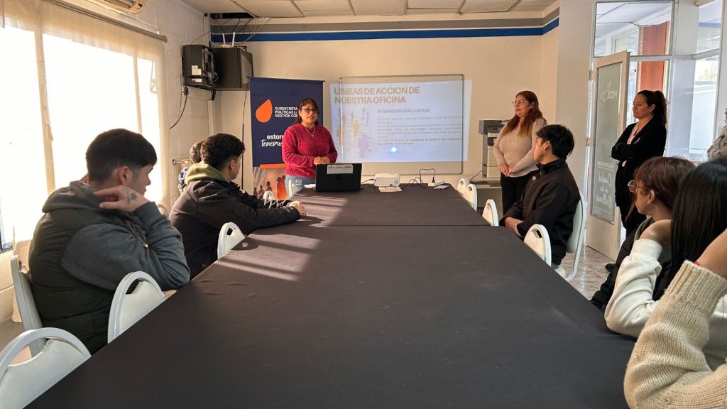 Jóvenes pertenecientes al programa Fomentar Empleo iniciarán sus entrenamientos