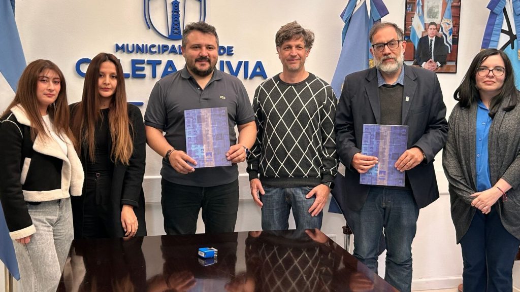 Se concretó la firma de adenda para prácticas profesionalizantes entre el Municipio y la UNPA UACO