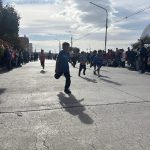 Caleta Olivia malviniza a través del deporte: exitosa convocatoria en la corrida «Mini Malvinas»