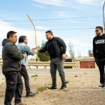 Se avanza en la colocación del semáforo en la intersección de Avenida Mitre y calle Antártida Argentina