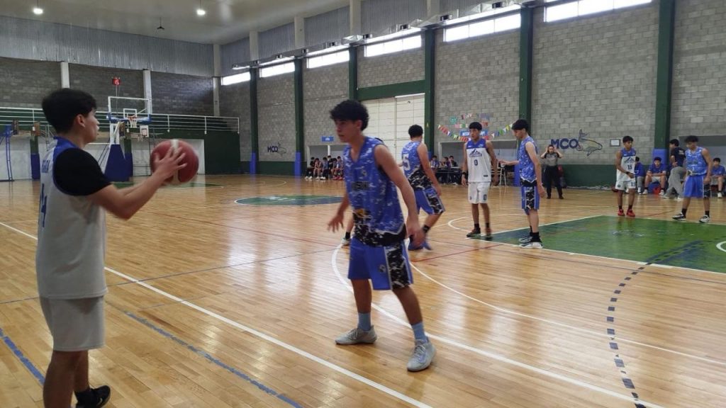 Caleta Olivia fue sede del primer Torneo Binacional de Básquet