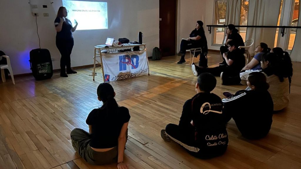 Profesores y bailarines participaron de un espacio de aprendizaje