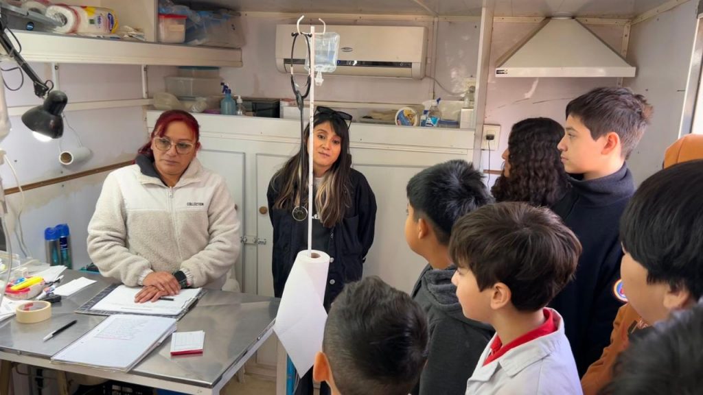 El Quirófano Móvil visitó la EPP N° 43 con tareas de concientización y atención sanitaria