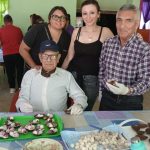 Realizaron taller de elaboración de huevos de Pascua en el Hogar de Ancianos “Nuevo Amanecer”