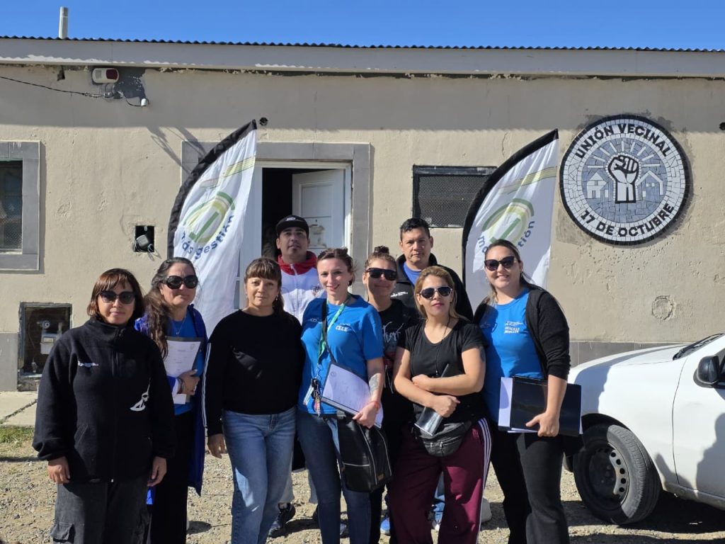 “Más Gestión”: intensifican el trabajo territorial con relevamientos puerta a puerta en el barrio 17 de Octubre