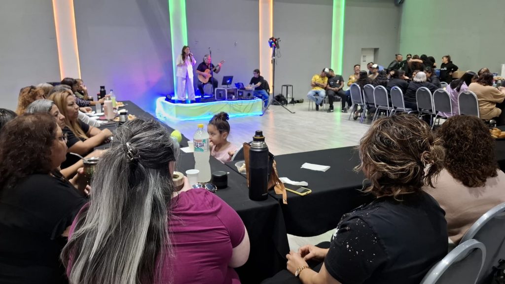 Homenaje a artesanos locales: reconocimiento y encuentro por el Día del Artesano