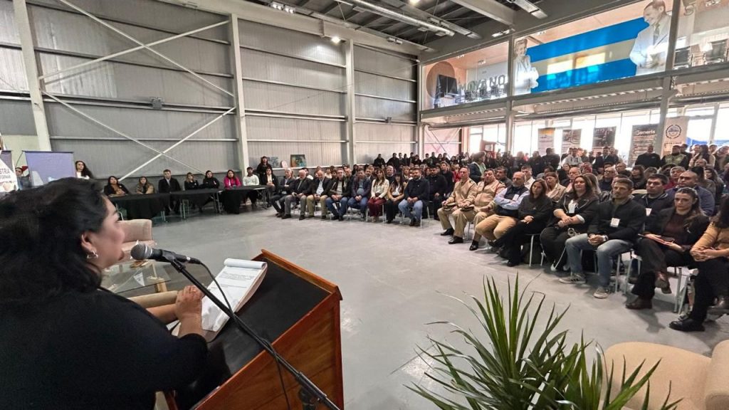 Comenzó el 2° Foro Portuario Marítimo en Caleta Olivia