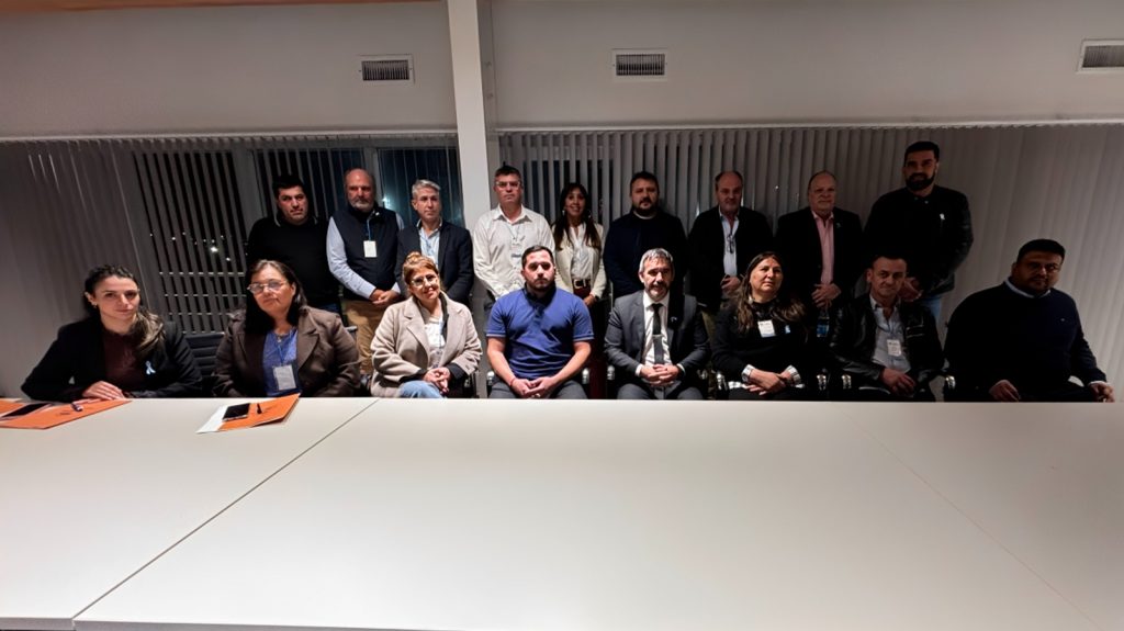 Caleta Olivia fue sede del 2° Foro Marítimo Portuario con amplia participación institucional y estudiantil