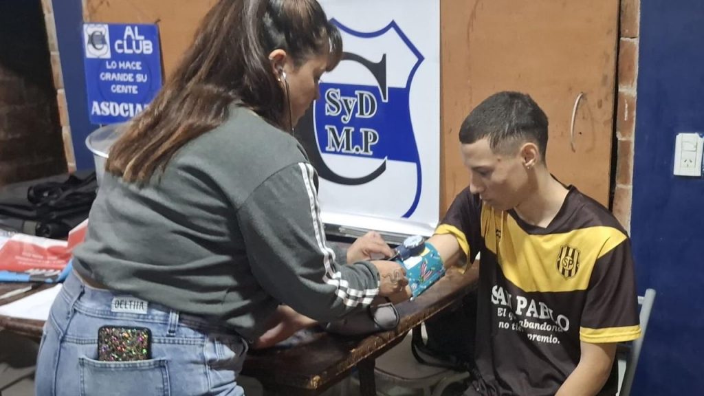 Dispositivo de salud recorre clubes de Caleta Olivia