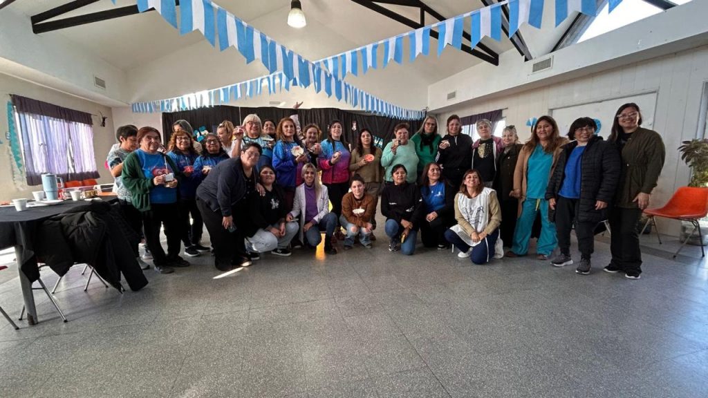 Con total éxito se desarrolló una Jornada Patriótica en el CIC Rotary 23