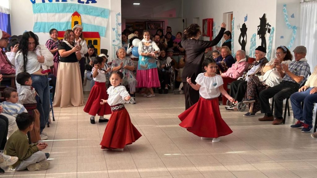 El Hogar de Ancianos celebró el 25 de Mayo con un gran “Patio Criollo”