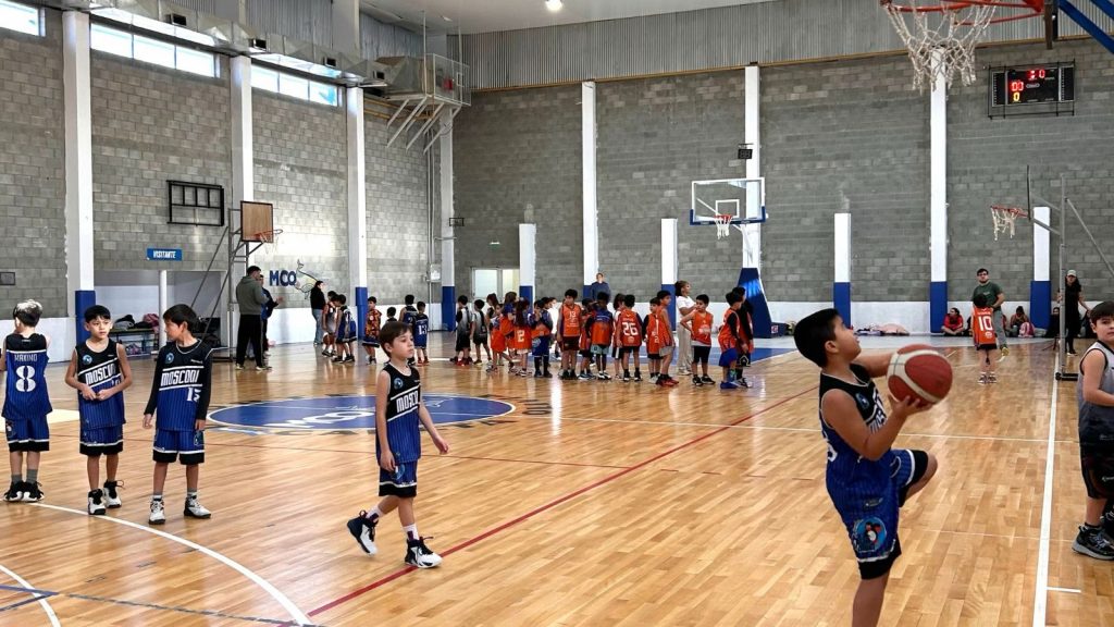 La Liga Binacional de Básquet cerró su primera fase en Caleta Olivia