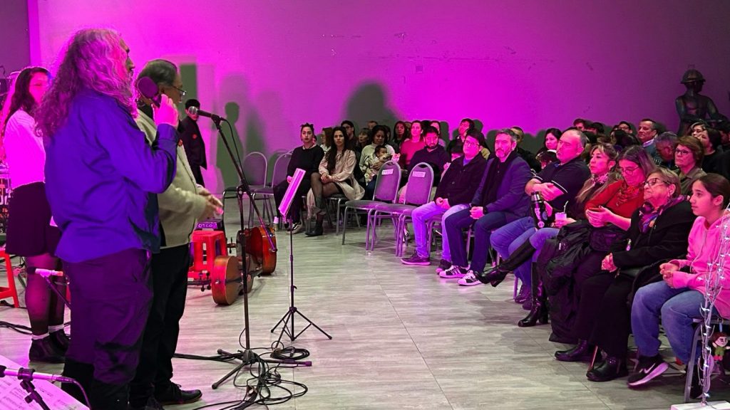 El “Marcato de Invierno” reunió a la comunidad en una nueva presentación de la Orquesta Típica de Caleta Olivia
