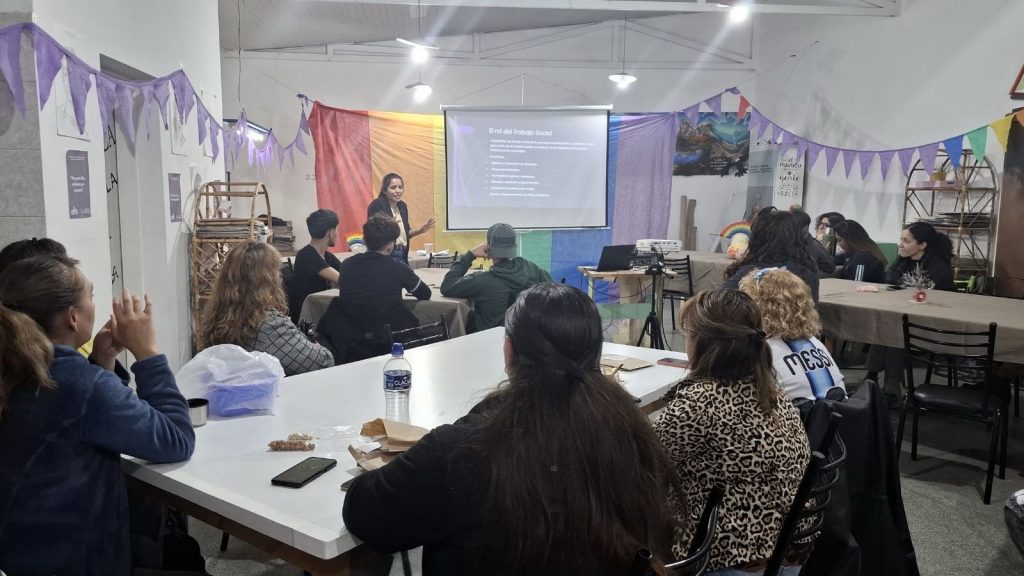 El municipio promovió una jornada de reflexión y participación en el Mes del Orgullo
