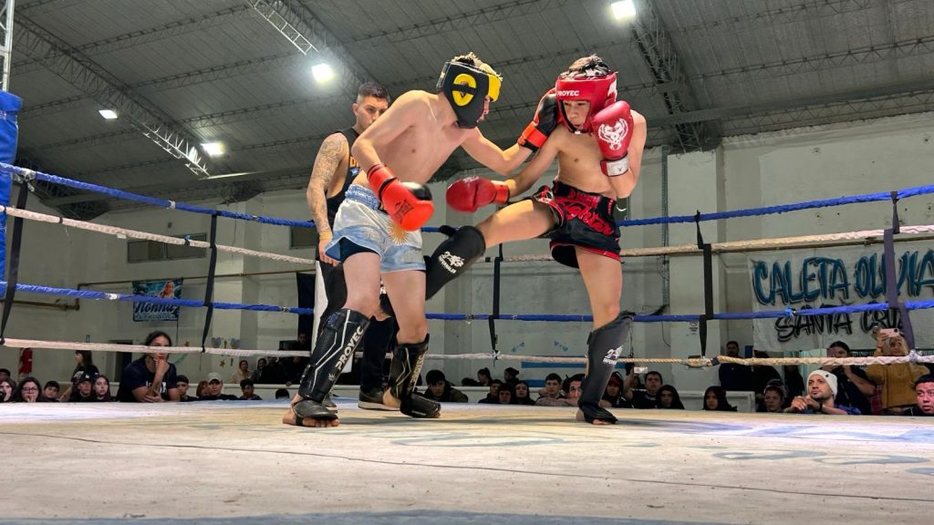 Caleta Olivia vivió una gran jornada de kickboxing en el Gimnasio Enrique Mosconi