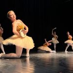 La Escuela Municipal de Danzas Clásicas presentó su Muestra de Invierno