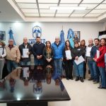La Municipalidad entregó nuevos títulos de propiedad y continúa fortaleciendo la seguridad jurídica de las familias