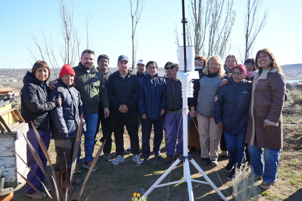 Punto Orgánico incorpora la primera estación meteorológica de Caleta Olivia destinada a la producción agroecológica