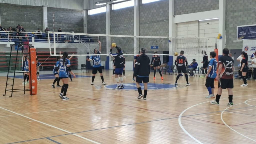 El Newcom reunió a distintas generaciones en las grandes finales