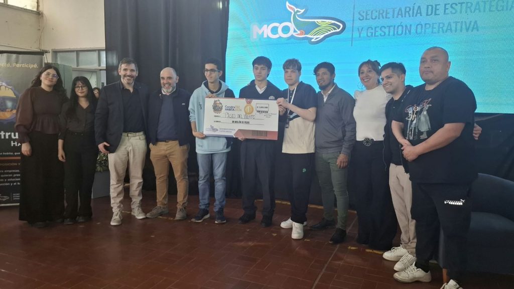 Innovación y talento regional: concluyó la Hackathon ConstruTEC 2026 en Caleta Olivia